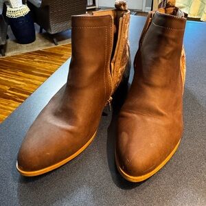 Brown Ankle Boots with Side Zipper
